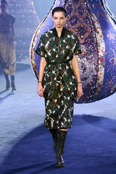 Look 67